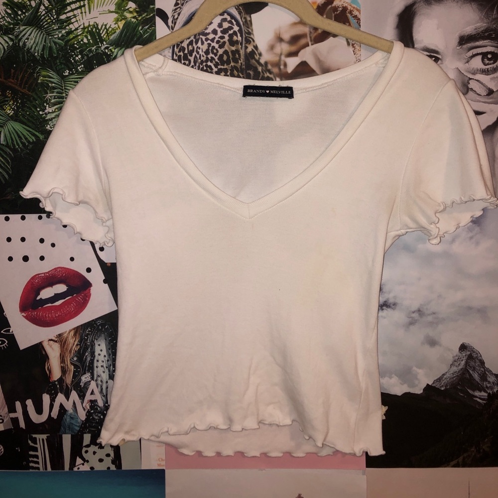 brandy melville cropped lettuce edge top